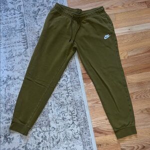 NIKE Women’s Sweats